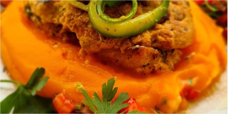 Filé de pescada amarela na crosta de castanha