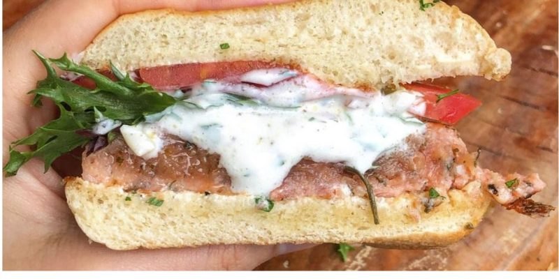 Hambúrguer de Salmão